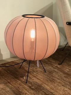 Lamp outlet 